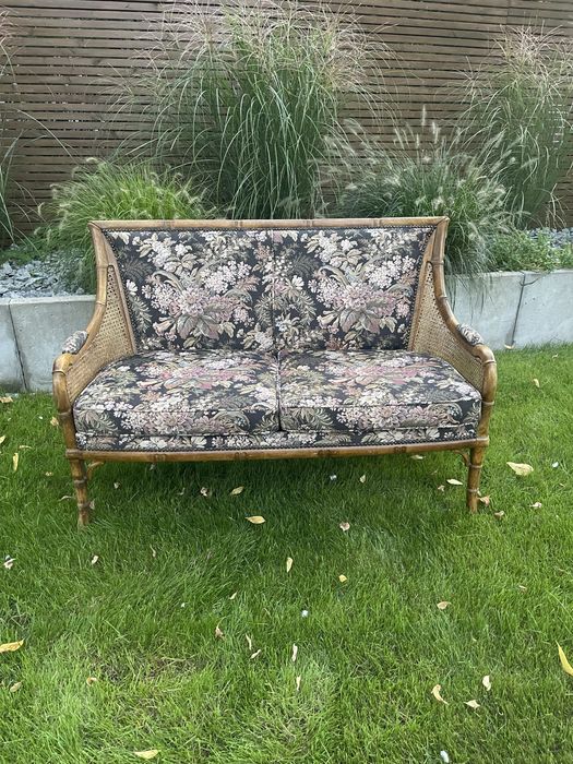 Fotel kolonialny z rattanem , rafią /do renowacji Sofa z rattanem Boho . Vintage /antyk