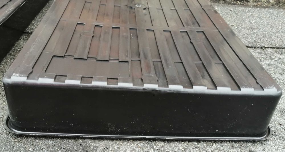 Tacki podstawki pod rozsady P9 P8 P7  na pomidory ogórki paprykę arbuz
