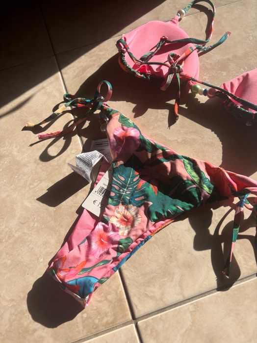 Conjunto de biquini novo 36