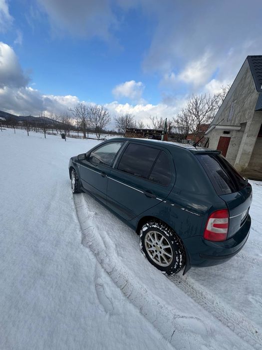 Продаю шкода фабія