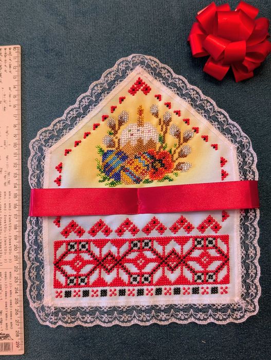 Хустинка для вербових гілочок, баську, лозу. На Вербну неділю. Нові