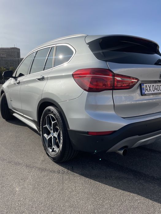 Продам свій власний Bmw X1 xDrive