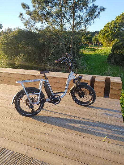 Bicicleta Elétrica Utility RadRunner Plus (Como Nova)