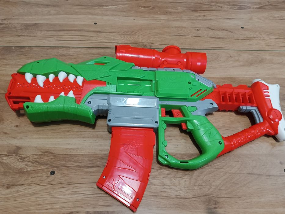 Іграшковий моторизований бластер Nerf DinoSquad Rex-Rampage