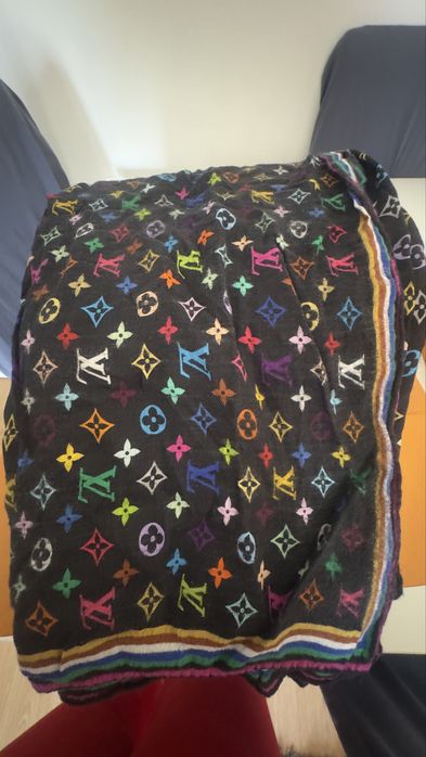 Encharpe Lous Vuitton