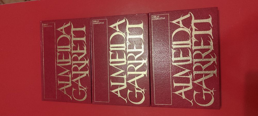 Livros de ALMEIDA GARRETT( nunca lido , em com estado)