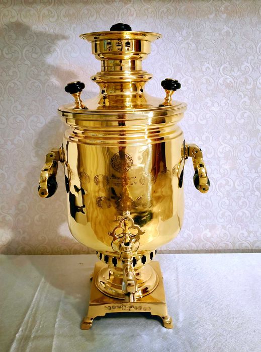 Царский угольный самовар А.Баташева