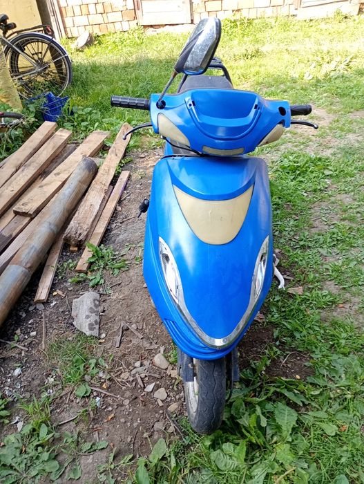 Продам Мопед 80 кубів