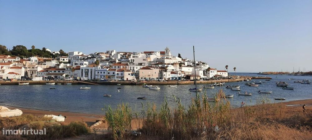 Terreno com projeto aprovado - Ferragudo-Algarve
