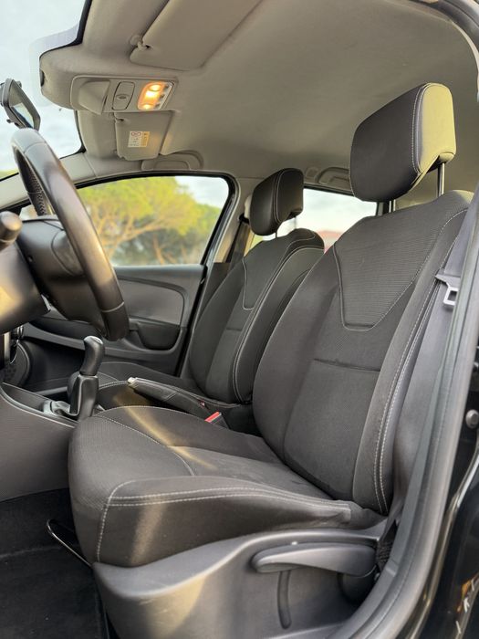 Renault Clio 0.9 TCe Sport Tourer - 140.000km