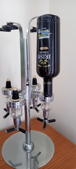 Porta garrafas em inox