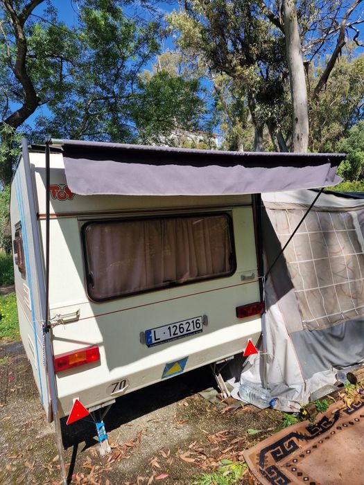 Caravana VOYT – 2.000€ Negociáveis - com documentos
