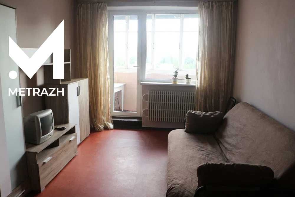 Продам 1- комнатную квартиру 7/10, Алексеевка , Ахсарова 18 ( 89073)