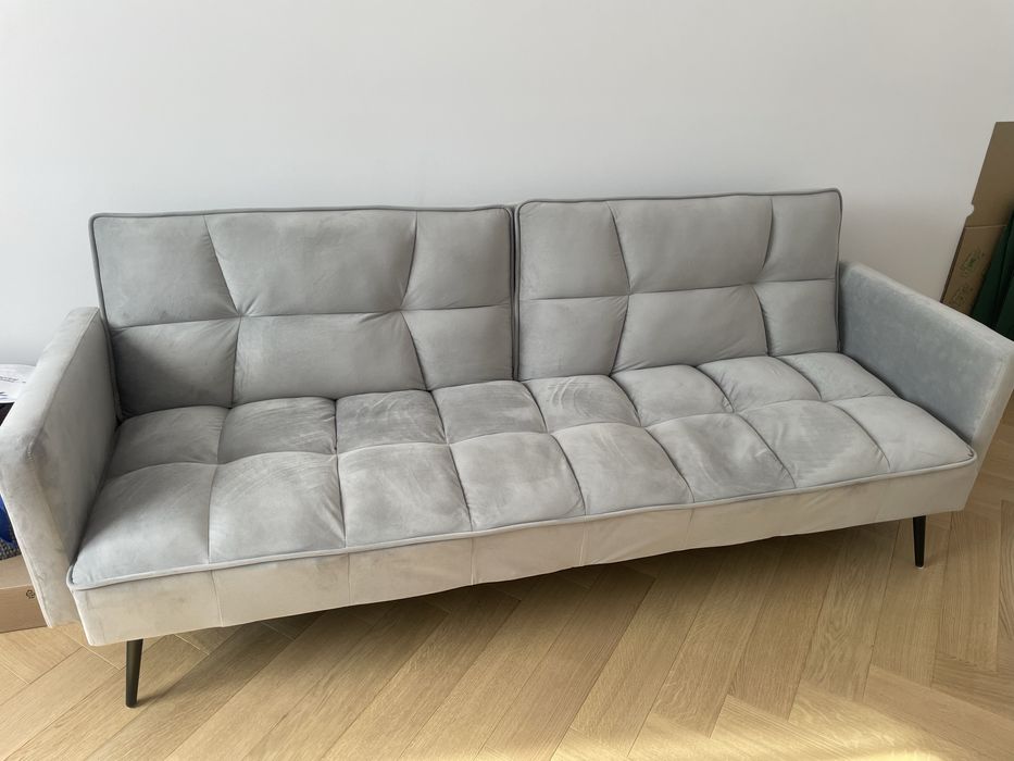 Szara kanapa, rozkładane plecy