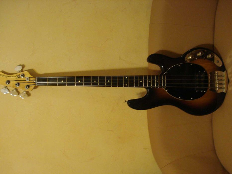 Бас гитара Music Man Sting Rey Bass
