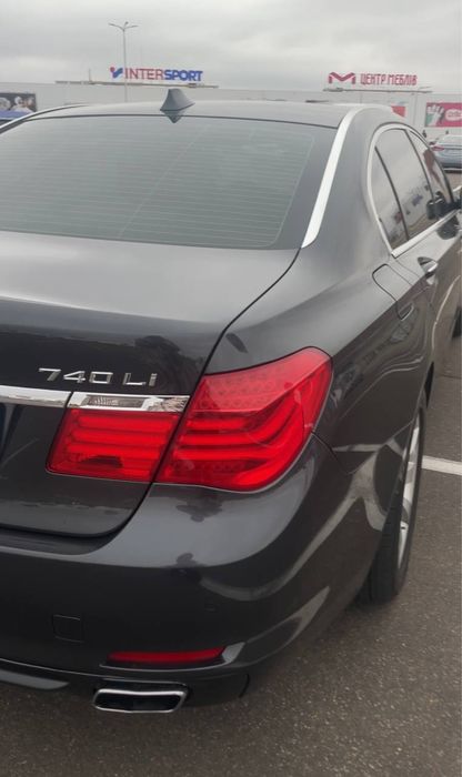 Продам аатомобиль BMW