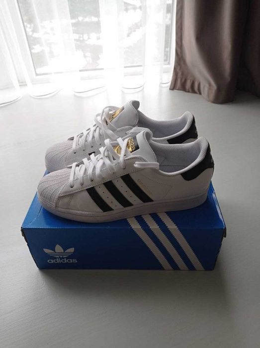 Кросівки чоловічі Adidas Superstar white EG4958