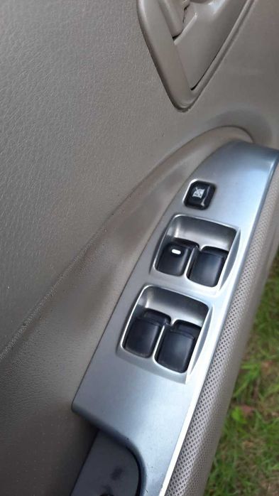 Mitsunishi Airtrec/Outlender