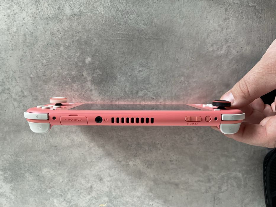 Продам Nintendo switch