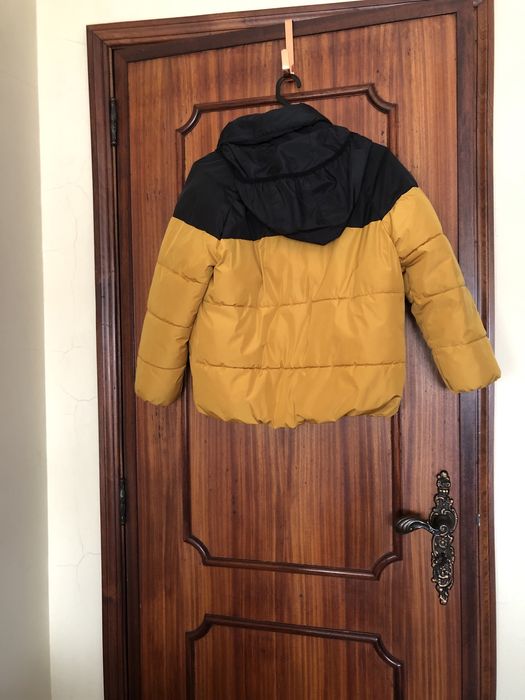 Casaco quispo Zara 8/9 anos