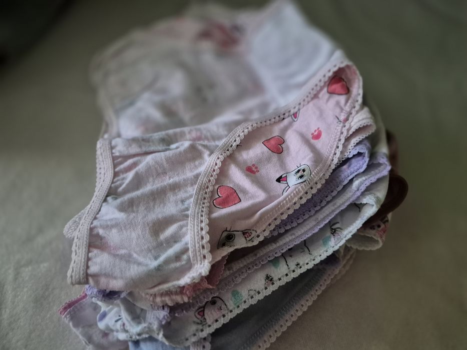 Paka ubrań dla dziewczynki rozm 122