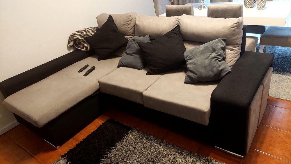 Sofa chaigue longue impecável