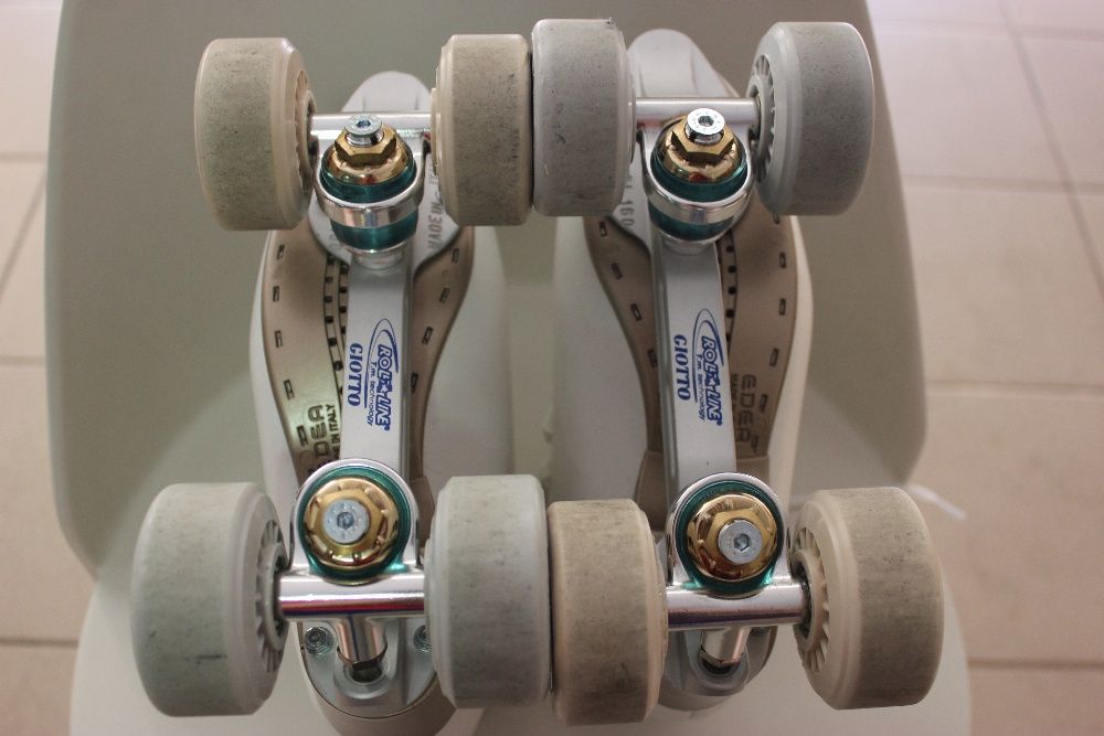 Compulsory Figure Skates – Wheels Not Included.64175176579587124