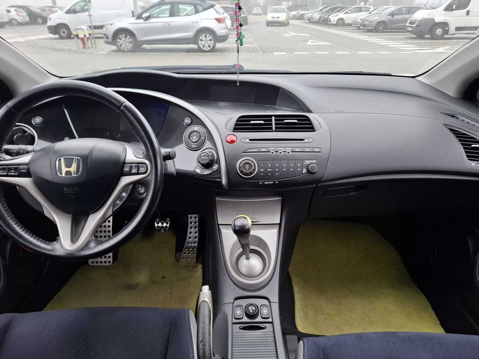 Honda Civic 1.8 i-VTEC Sport (Matrícula SK)