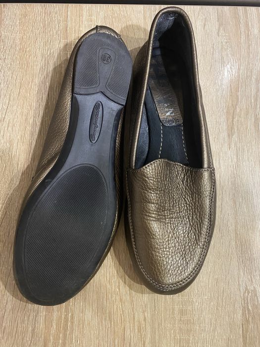 Сандалі бронзові шкіряні