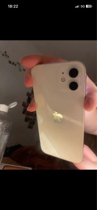 iphone 12 kondycja 79%
