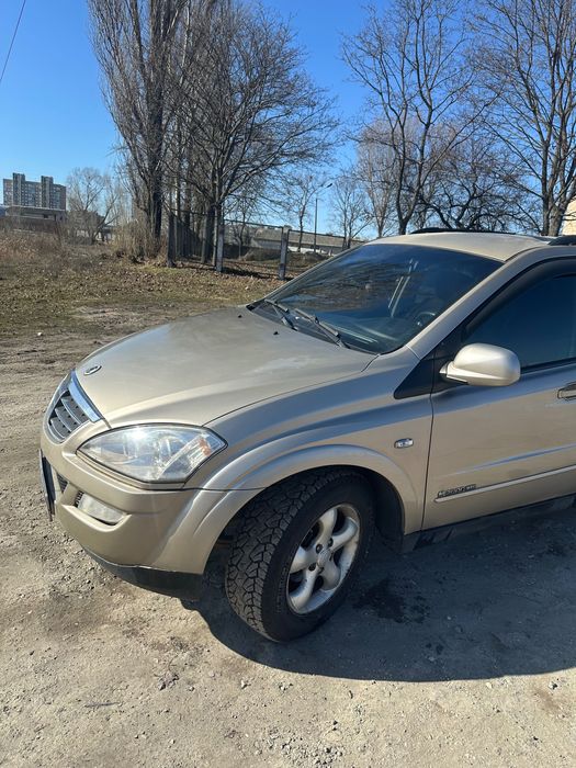 Авто Ssanyong Kyron 2.0 Турбо дизель автомат