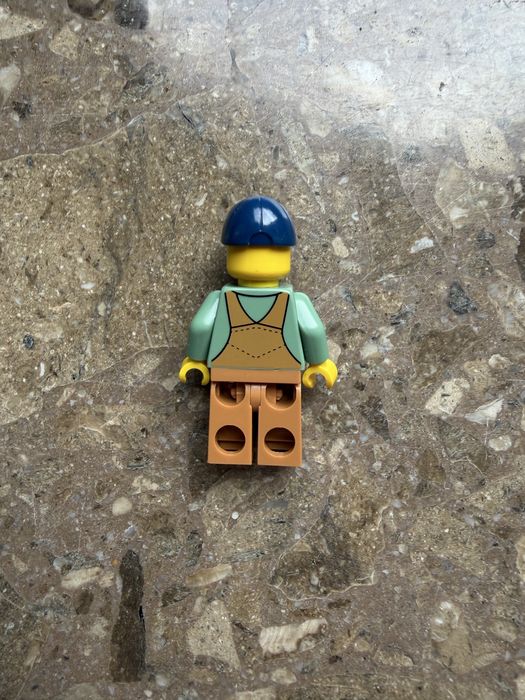 LEGO City 60461 - Farmer mężczyzna ogrodniczki cty1851