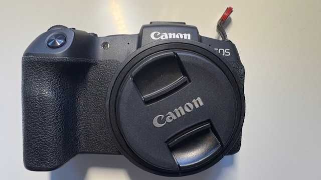 Câmara Mirrorless- Full Frame Canon EOS RP
