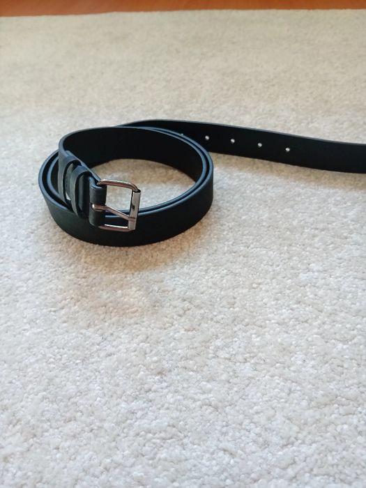 Peças novas ou usadas como novas.