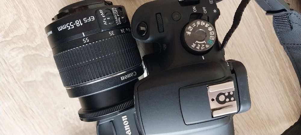 Фотокамера дзеркальна Canon EOS 2000D + 18-55 IS II (2728C008)