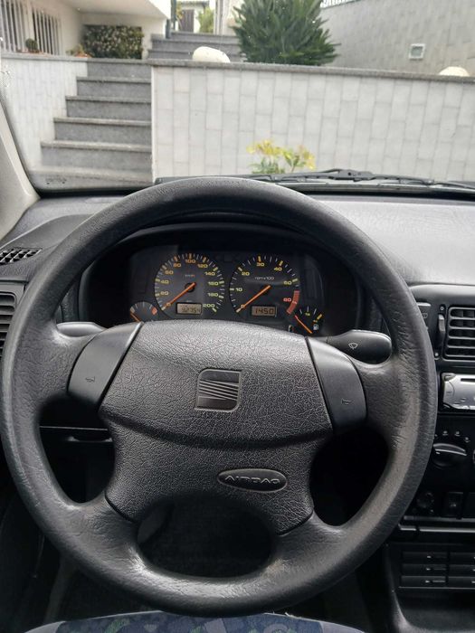 SEAT Ibiza sxe em muito bom estado