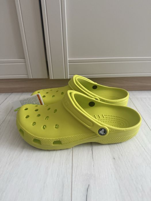 Klapki damskie Crocs Classic  r. 42-43 damska 11 Limonkowe