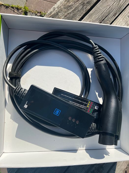 Зарядка Зарядна станція GM Bolt 2024