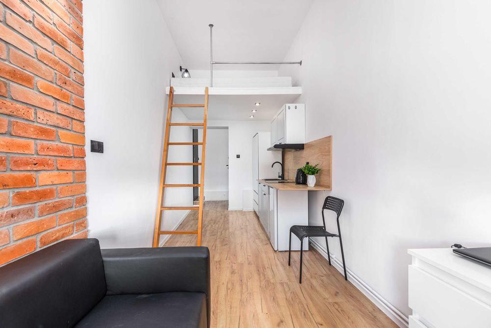 Przytulna kawalerka z Antresolą – Brama Portowa