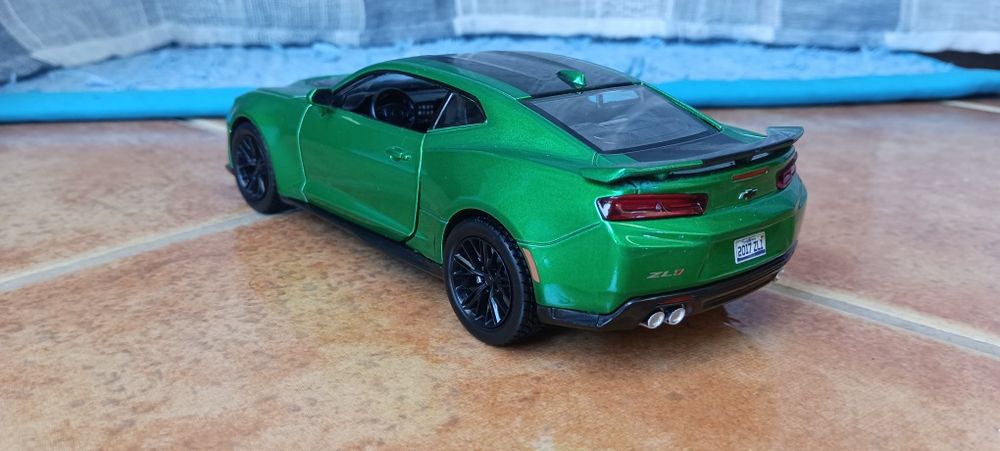 Chevrolet Camaro escala 1/24