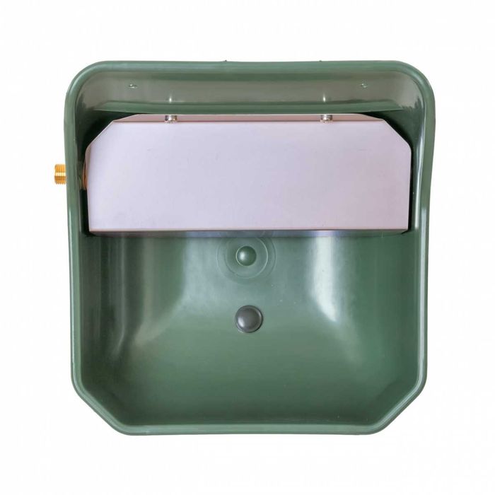 Poidło dla bydła i koni z zaworem pływakowym