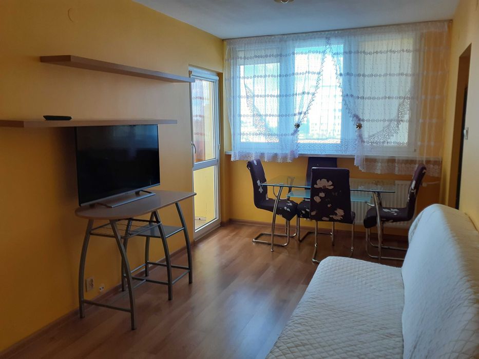 Do wynajęcia mieszkanie dwupokojowe o powierzchni 35 m2 przy ul. Wieczystej we Wrocławiu