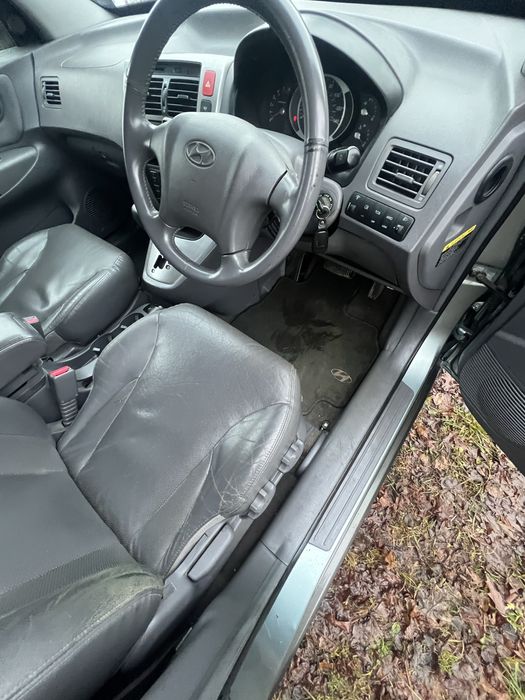 Хюндай Тюксон Hyundai Tucson 2.0 D 4*4