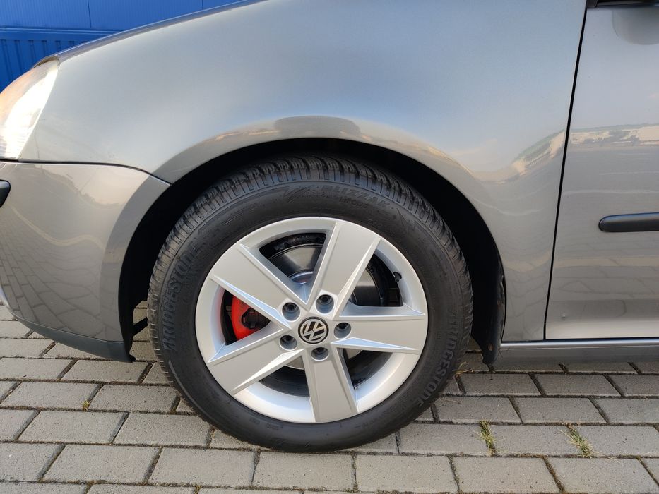 VW Golf 5  1.6MPI automatic