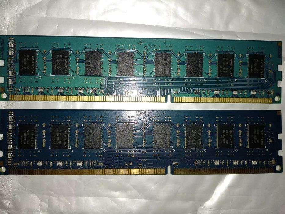 Продам 4Gb DDR3 2 шт