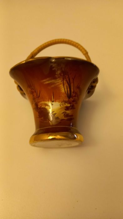 Cesta  em louça 13x9 não á cobrança