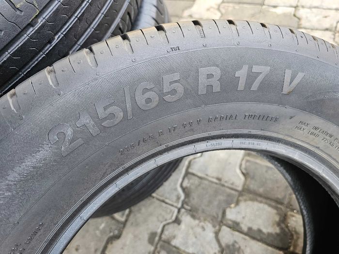 Lato Continental 215/65 R17