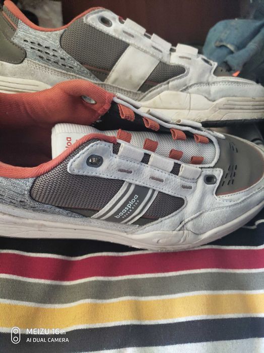 Обувь женская разная