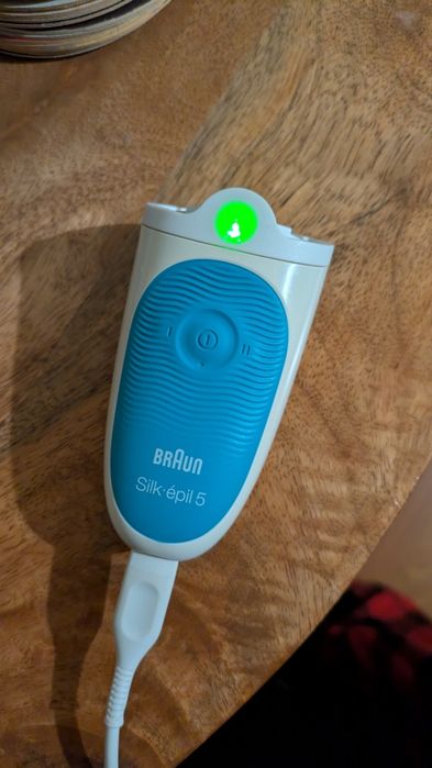 Depiladora de Arranque Braun Silk Epil 5 | Wet an Dry Epilator
Identi