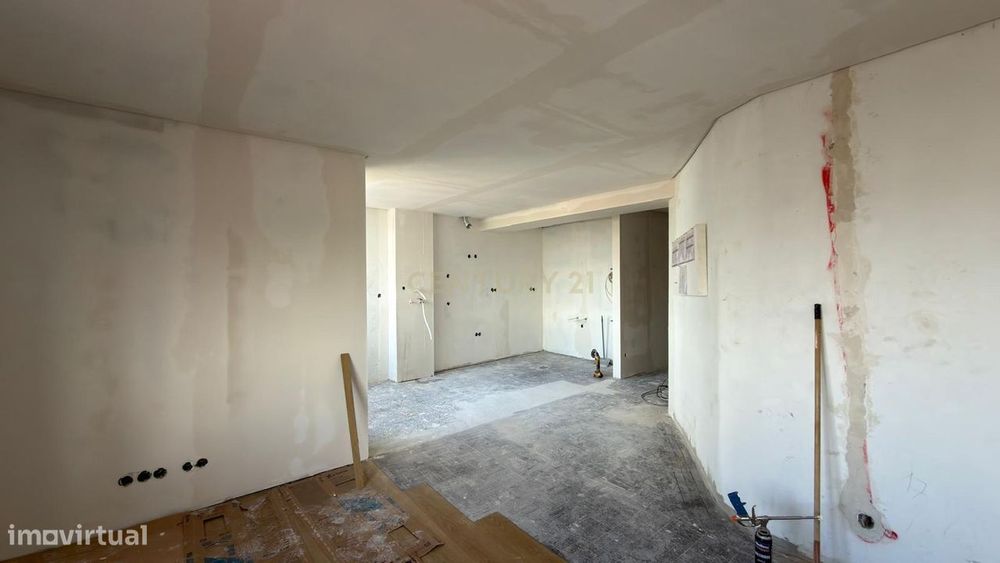Apartamento T2 totalmente Remodelado